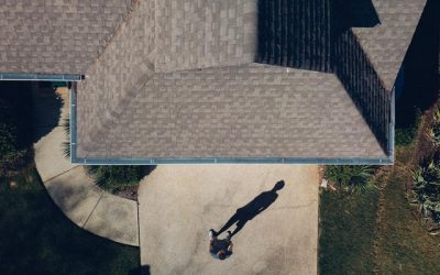 Maintain Your Gutters to Prolong Your Roof Edge’s Lifespan